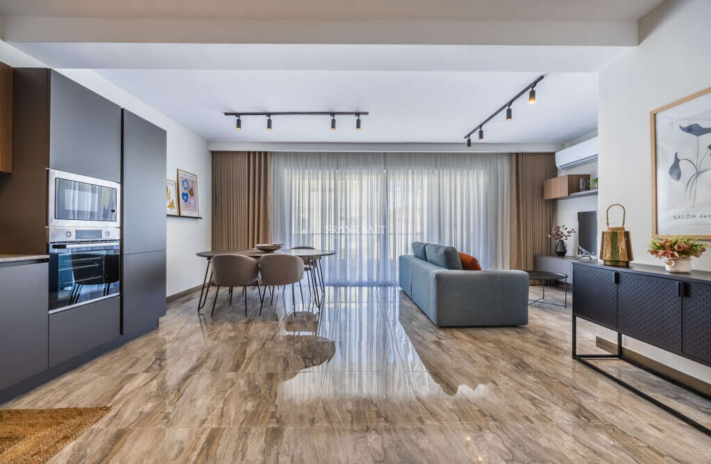 2 غرف نوم شقة في Swieqi, Malta رقم 5155