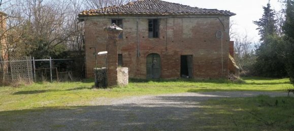 30 rooms House in Monteroni d'Arbia, Italy No. 130081 11