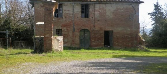 30 rooms House in Monteroni d'Arbia, Italy No. 130081 13