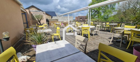 246m² Commercial property in Arnac-Pompadour, France No. 276608 9