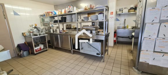 246m² Commercial property in Arnac-Pompadour, France No. 276608 6