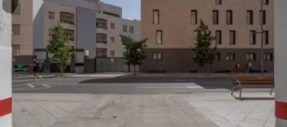 1046m² Garage in Granada, Spain No. 175290 35