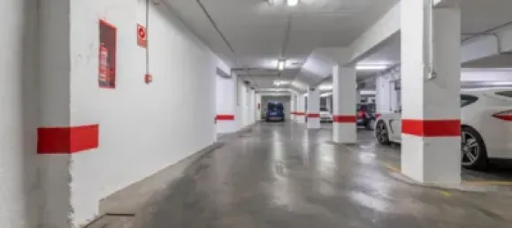 1046m² Garage in Granada, Spain No. 175290 5