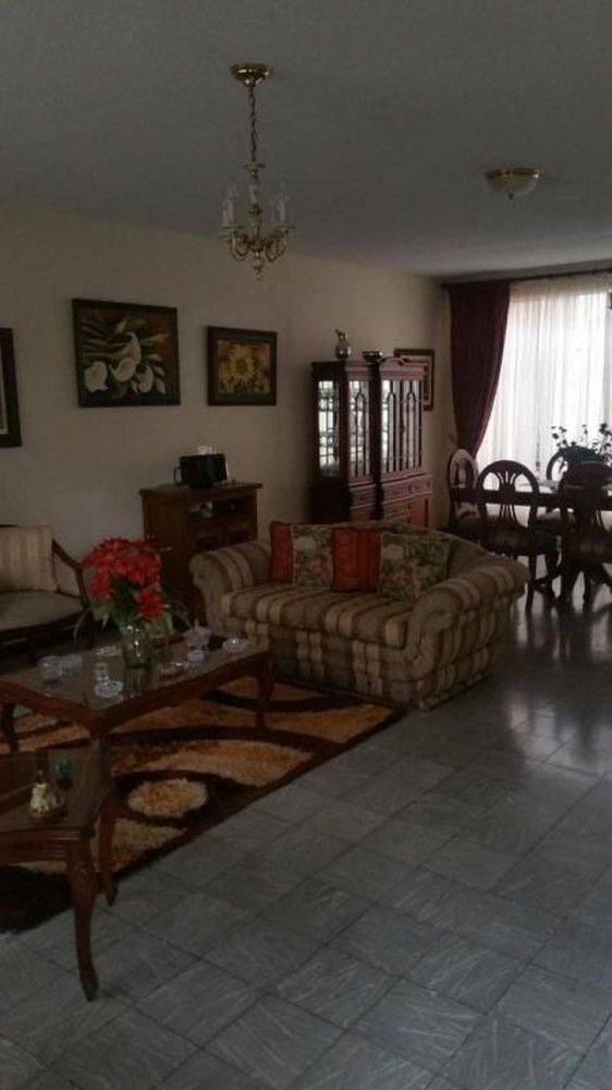 8 bedrooms House in Valle del Cauca, Colombia No. 4998