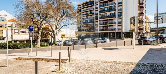 3 bedrooms Apartment in Lisbon, Portugal No. 143198 29