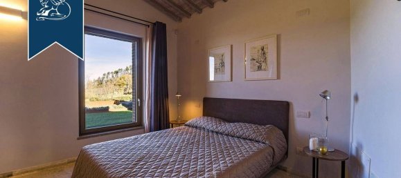 3 bedrooms Villa in Volterra, Italy No. 154473 15