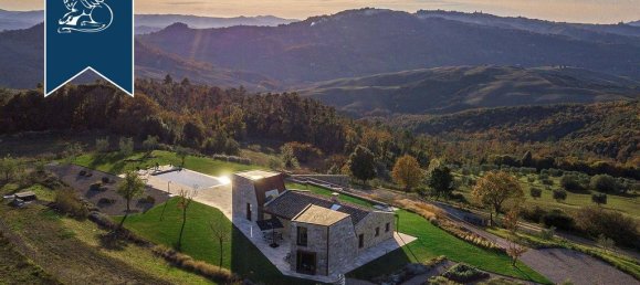 3 bedrooms Villa in Volterra, Italy No. 154473 4