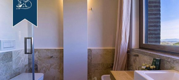 3 bedrooms Villa in Volterra, Italy No. 154473 16