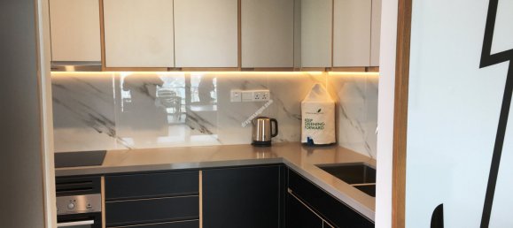 180m² Apartment in District 1, Vietnam No. 10530 28