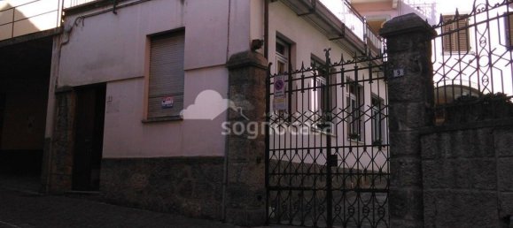 127m² Commercial property in Clusone, Italy No. 190695 11