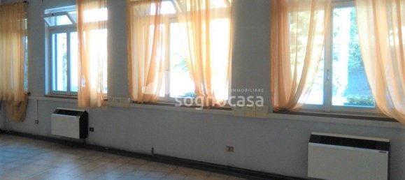 127m² Commercial property in Clusone, Italy No. 190695 7