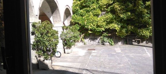 127m² Commercial property in Clusone, Italy No. 190695 8