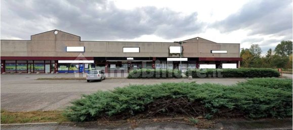 1 room Commercial property in Codogno, Italy No. 266846 2