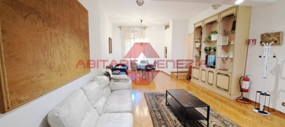 2غرفة شقة في Venice, Italy رقم 89927 3