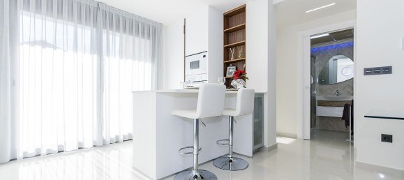 2 bedrooms Bungalow in Torrevieja, Spain No. 12009 5