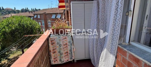 4 rooms Apartment in Carrara, Italy No. 286348 12