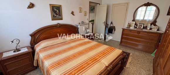 4 rooms Apartment in Carrara, Italy No. 286348 19