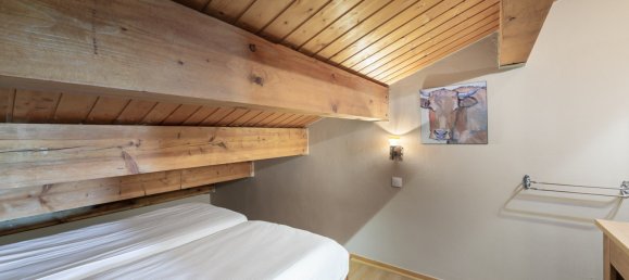 3 bedrooms Apartment in Les Belleville, France No. 595 8