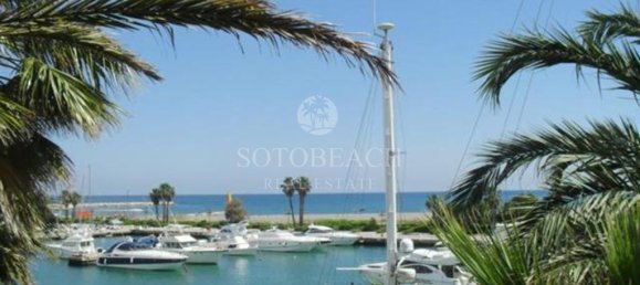 4 bedrooms House in Cadiz, Spain No. 29200 9