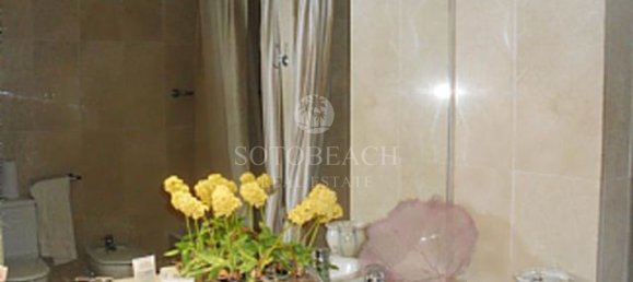 4 bedrooms House in Cadiz, Spain No. 29200 3