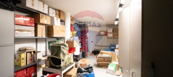 Офис с 4 комнатами в Палаццоло суль Ольо, Италия № 371651 26