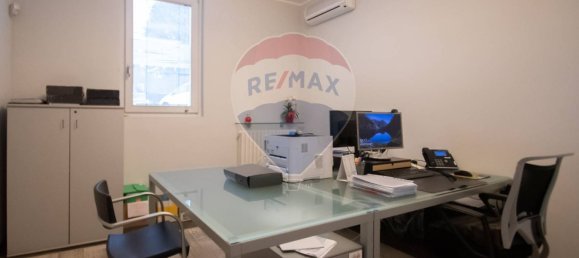 Офис с 4 комнатами в Палаццоло суль Ольо, Италия № 371651 17