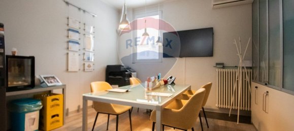 Офис с 4 комнатами в Палаццоло суль Ольо, Италия № 371651 4