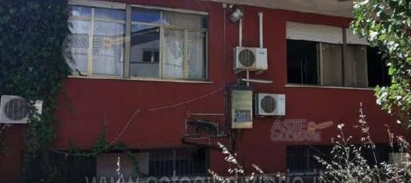 5 rooms Apartment in Latina, Italy No. 290122 2