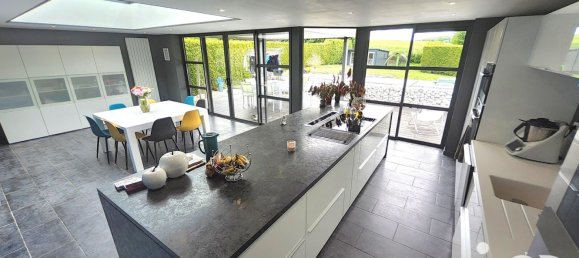 5 bedrooms House in Lesdain, France No. 269997 12