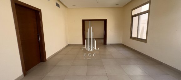 Villa T5 em Khalifa City, UAE N.º 40125 9