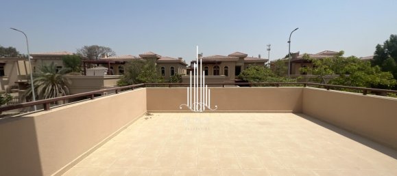 Villa T5 em Khalifa City, UAE N.º 40125 27