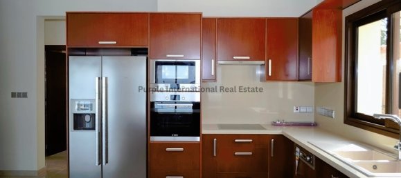 Вилла с 3 спальнями в Пейя, Кипр № 940 16