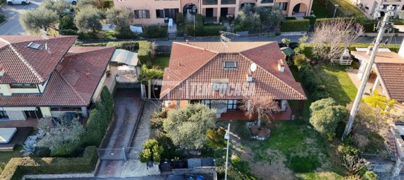 5 rooms Villa in Brescia, Italy No. 174751 38