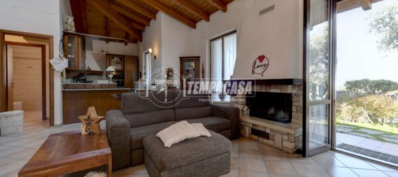 5 rooms Villa in Brescia, Italy No. 174751 2