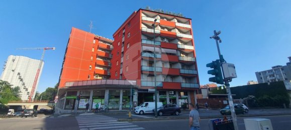 Студия в Сесто Сан Джованни, Италия № 147690 12