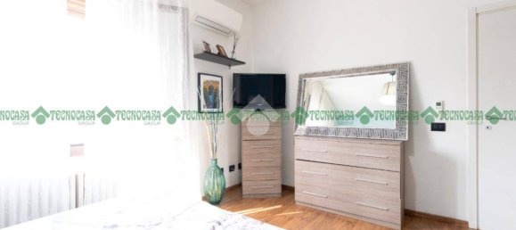 2 Schlafzimmer Villa in Castelfranco Emilia, Italy, Nr. 380461 3