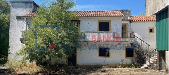 1286m² Warehouse in Crato, Portugal No. 86663 6