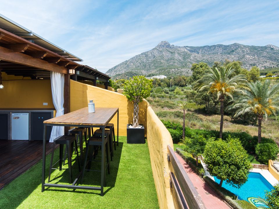 Adosado de 2 dormitorios en Marbella, Spain No. 262649