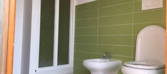 2غرفة شقة في Alba, Italy رقم 64352 5