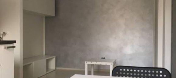 2غرفة شقة في Alba, Italy رقم 64352 3