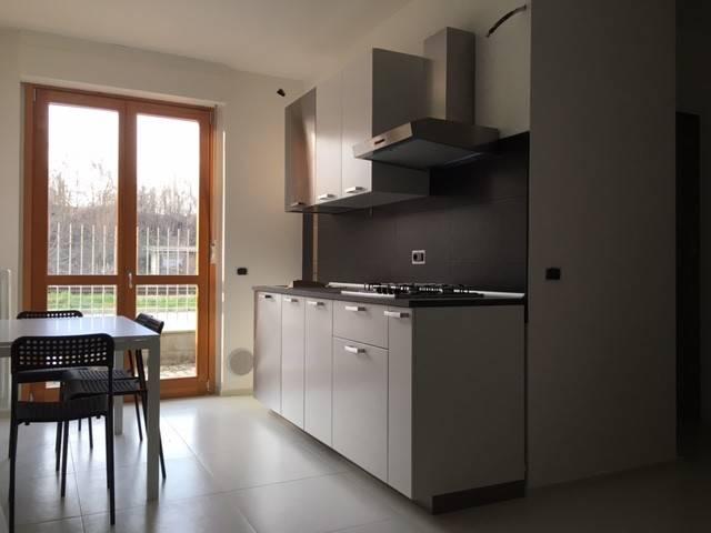 2غرفة شقة في Alba, Italy رقم 64352