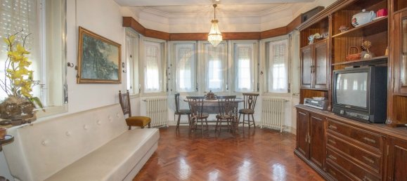 Дом с 6 спальнями в Порту, Португалия № 146050 21