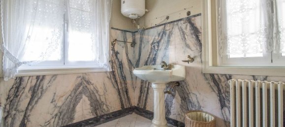 Дом с 6 спальнями в Порту, Португалия № 146050 16