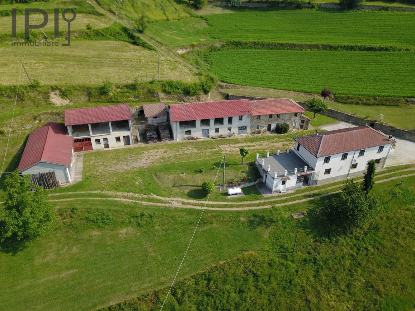 Дом с 7 спальнями в Роккаверано, Италия № 159982