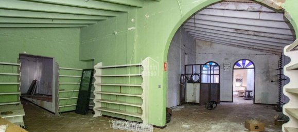 1280m² Commercial property in Es Mercadal, Spain No. 5221 8