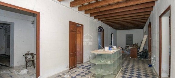 1280m² Commercial property in Es Mercadal, Spain No. 5221 10