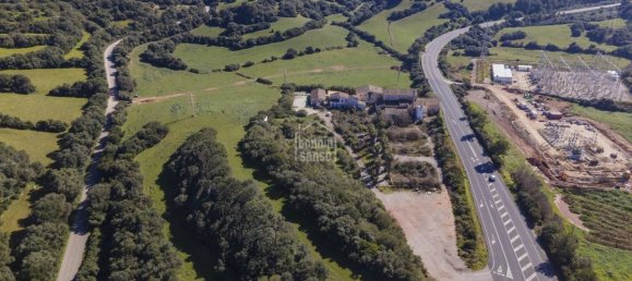 1280m² Commercial property in Es Mercadal, Spain No. 5221 3