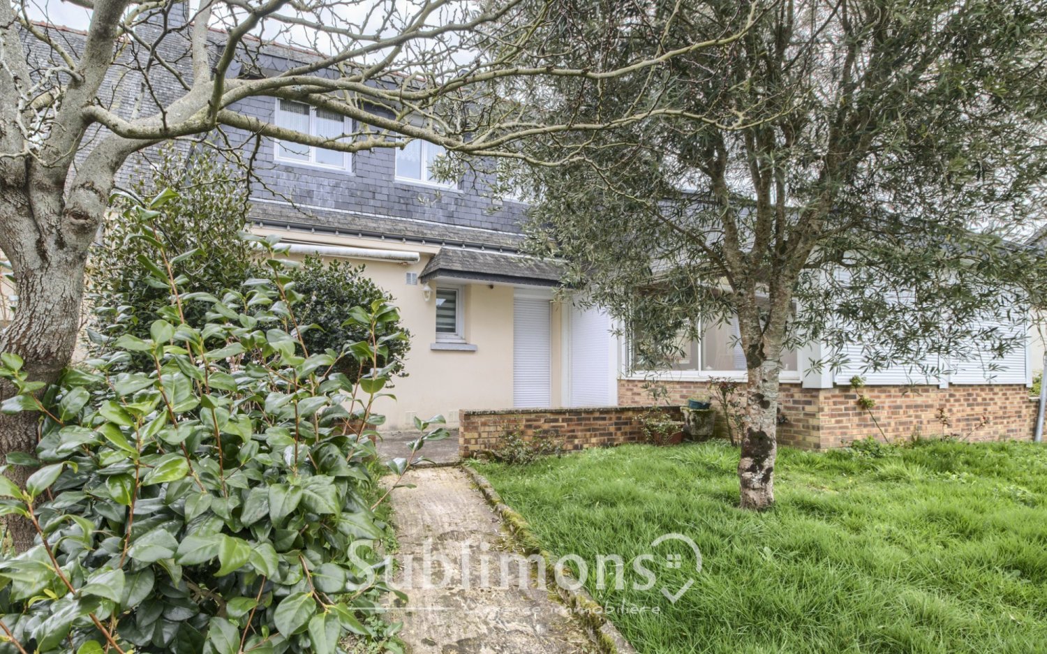 4 bedrooms House in Pluneret, France No. 269217