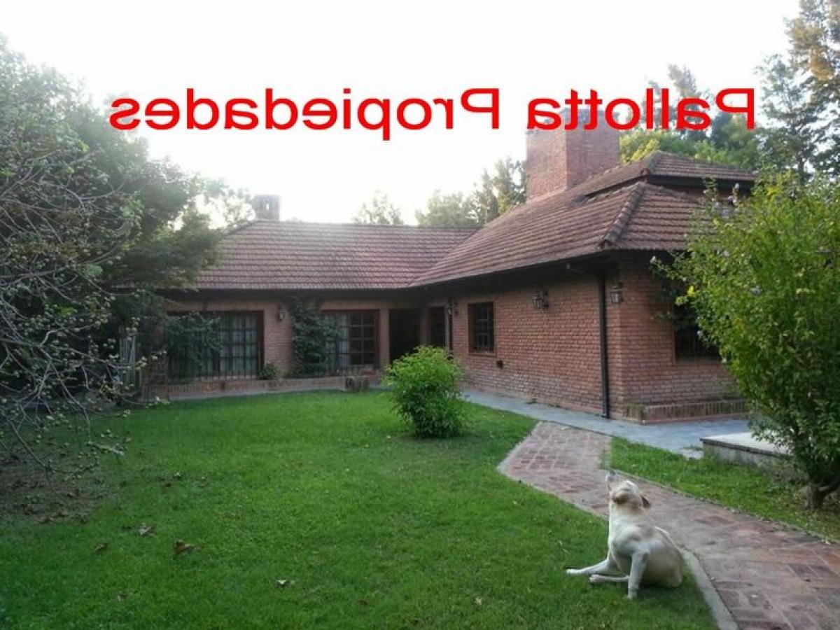 3 bedrooms House in Buenos Aires, Argentina No. 66131