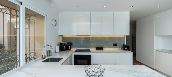 Apartamento de 3 dormitorios en Marbella, Spain No. 78795 45